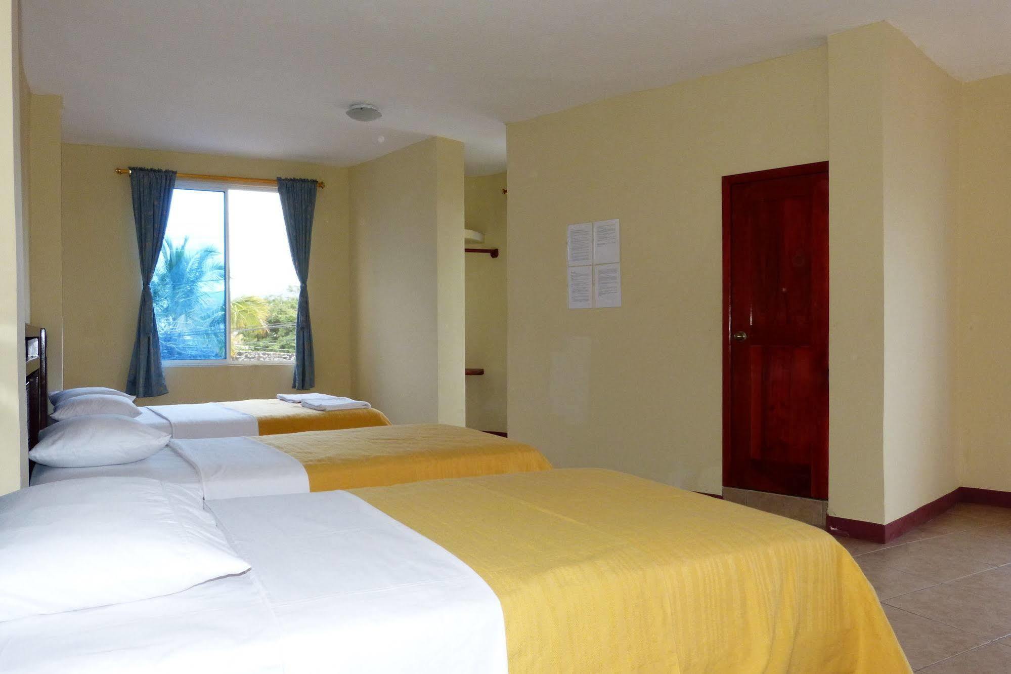 Gloria - Galapagos Inn Puerto Ayora  Dış mekan fotoğraf