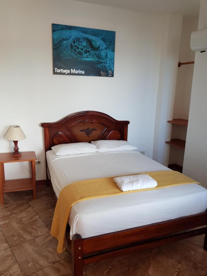 Gloria - Galapagos Inn Puerto Ayora  Dış mekan fotoğraf