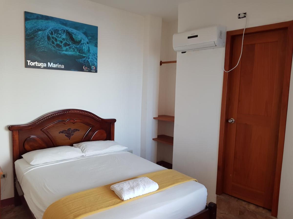 Gloria - Galapagos Inn Puerto Ayora  Dış mekan fotoğraf
